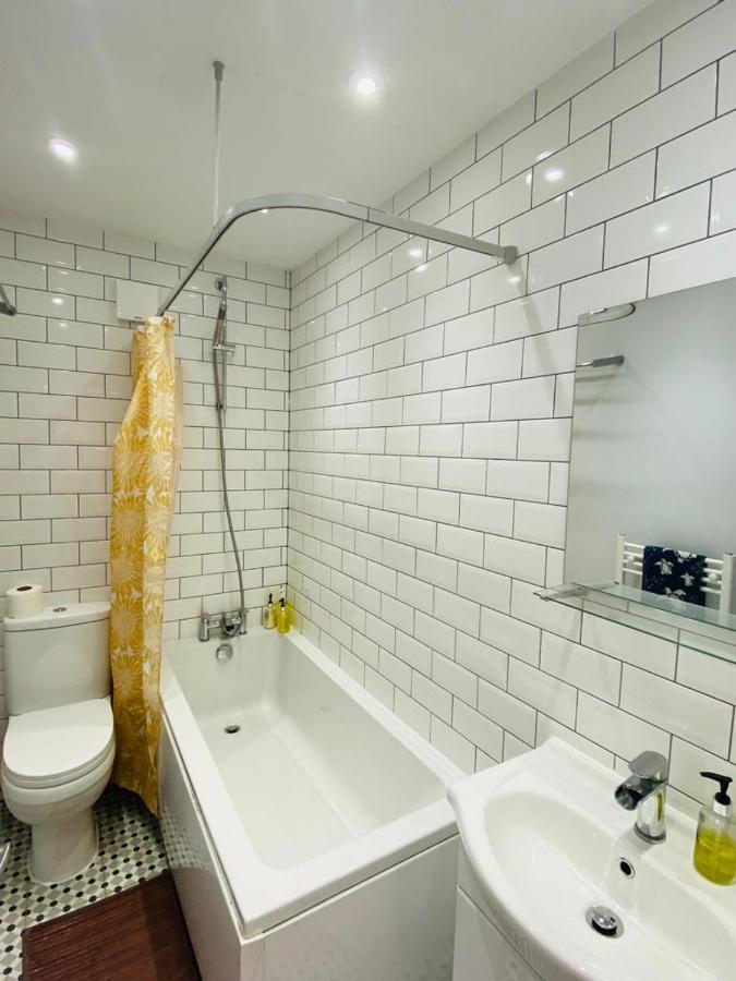 Unique Sea View Apartment Гастінгс Екстер'єр фото